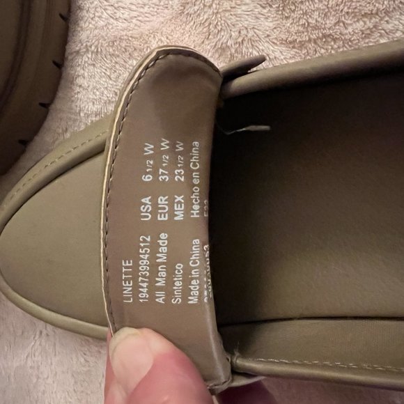 Lug heel loafers-wide width - Picture 4 of 4